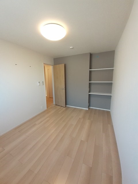 サンビレッジB その他8