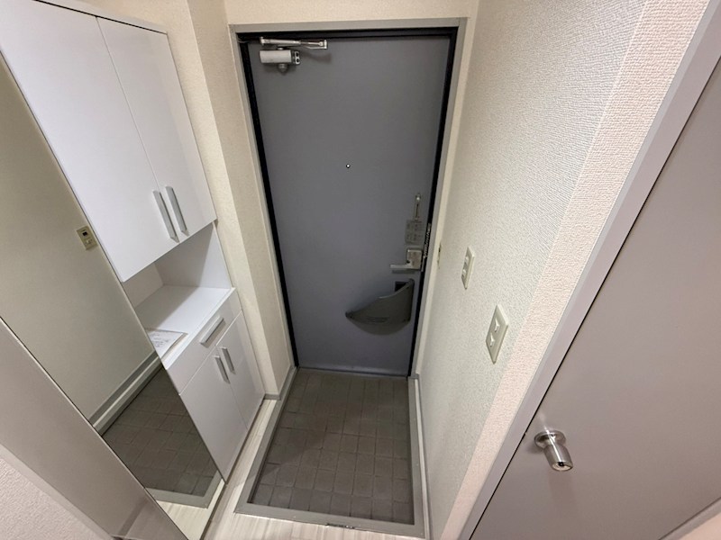 フロイディハイツ 玄関