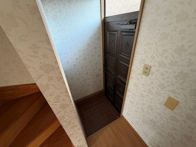 吉岡ハイツ 玄関