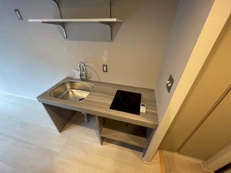 ART APARTMENT IN Ootaka-no-Mori キッチン