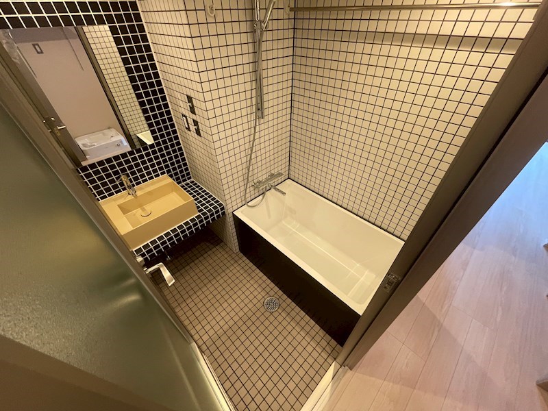 ART APARTMENT IN Ootaka-no-Mori 風呂画像