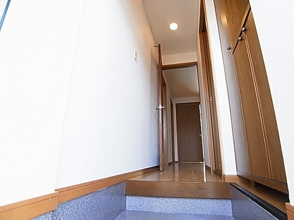 クレール南青山  玄関