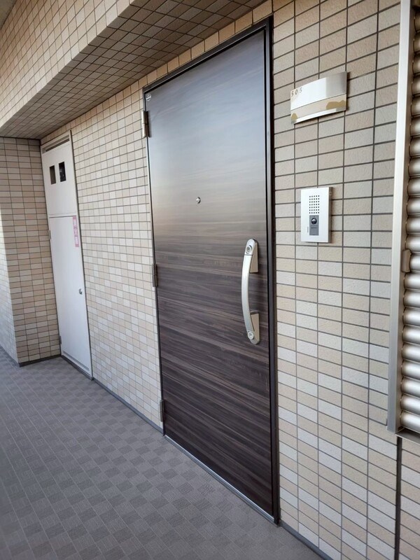 パレステージ松戸北小金 玄関