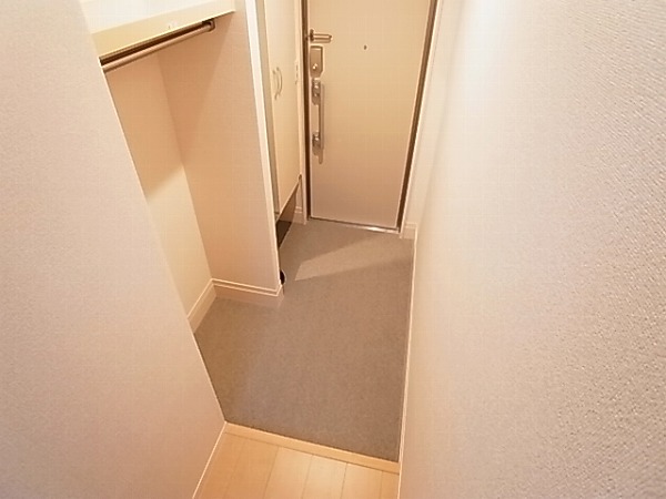 グランビュー 玄関