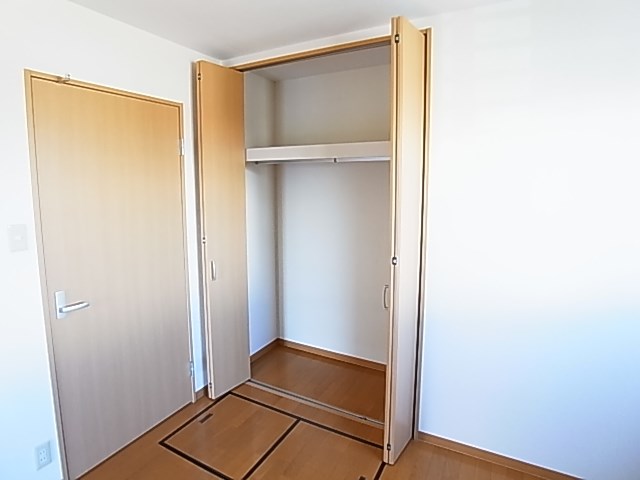 ルネ　シェスタ その他1