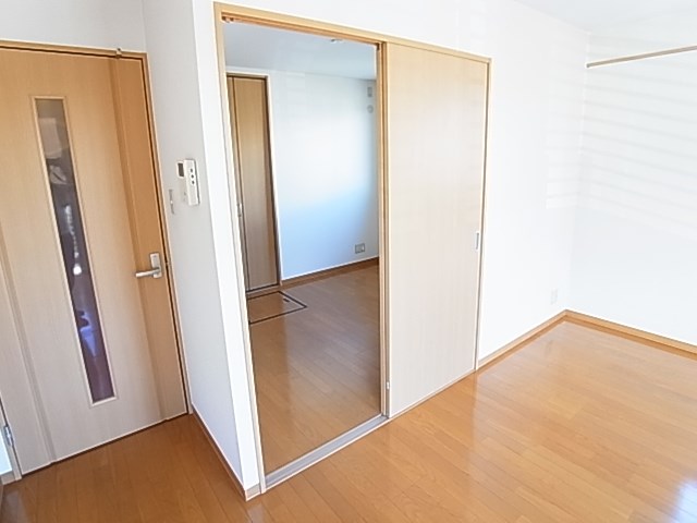 ルネ　シェスタ その他4