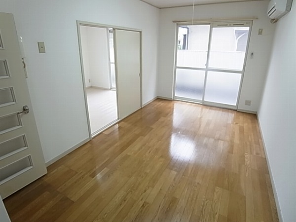 ジュネパレス柏第502 リビング