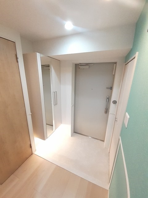 メゾン　カルム　Ｎｏ．2 玄関