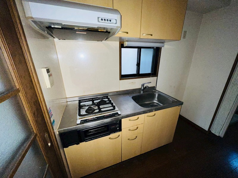 ロイヤルハイツ（千住４丁目）  キッチン