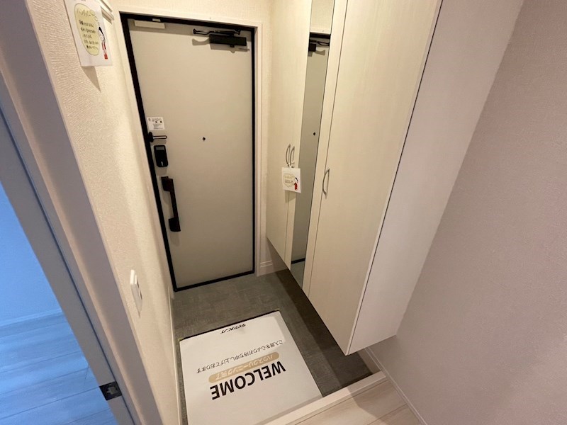 ハイピクチャー　C棟 玄関