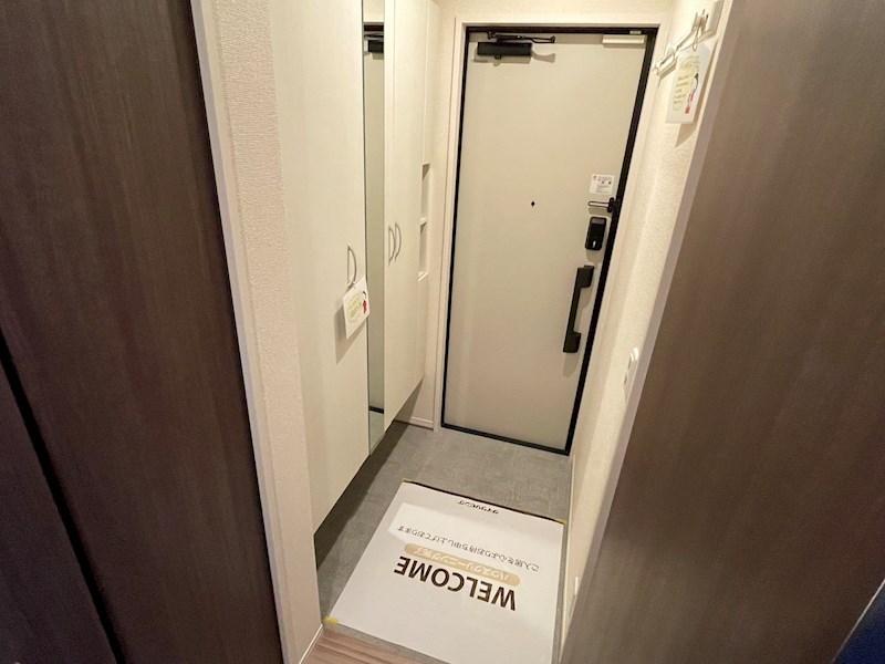 ハイピクチャー　E棟 玄関