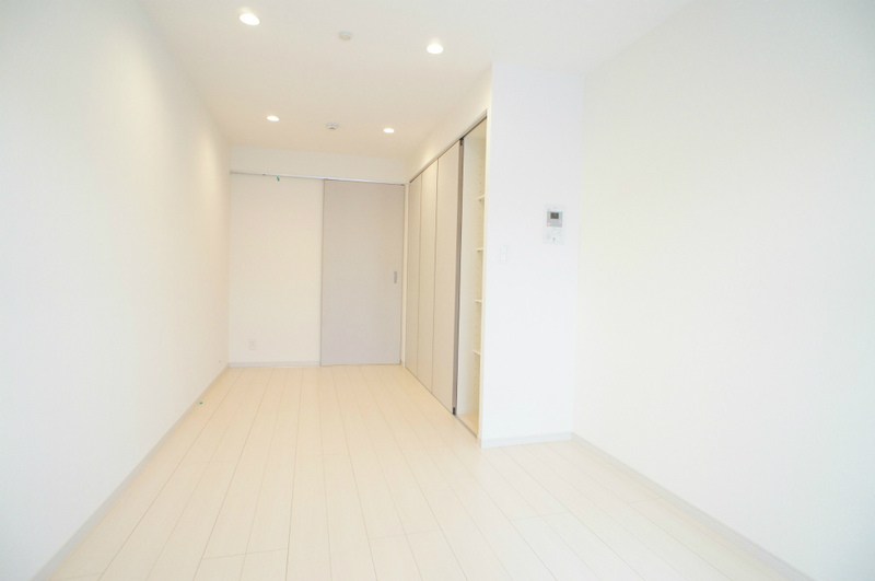 リブリ・840 ベッドルーム