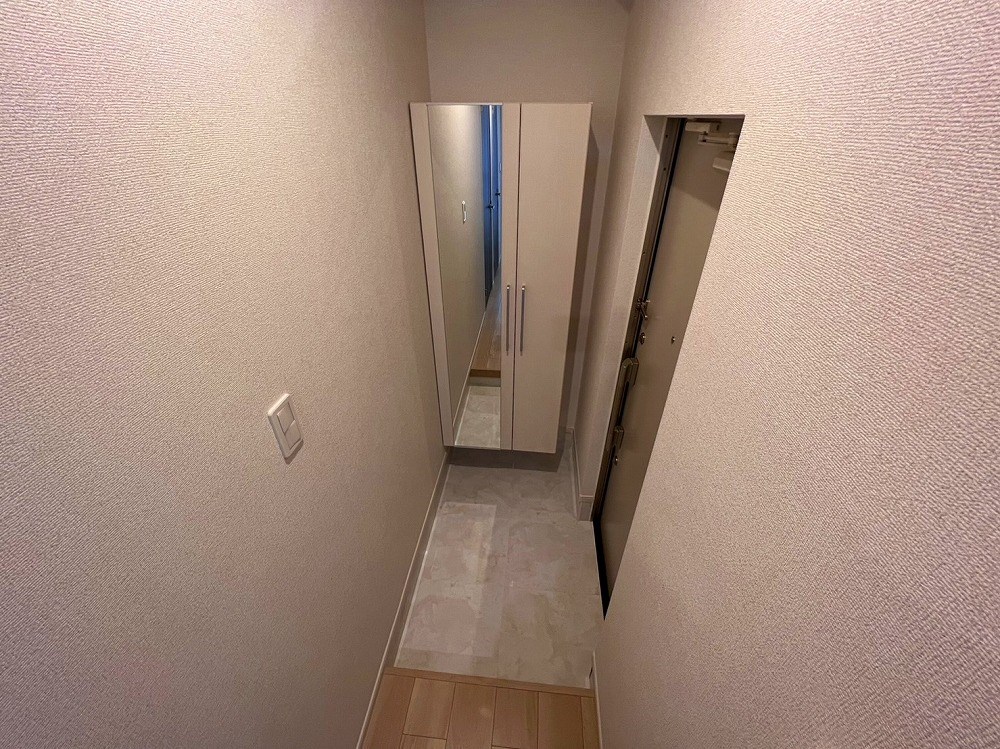 ポタミオン 玄関