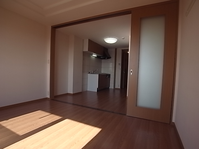 リバパレスおおたかの森 リビング