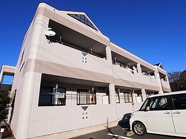 ラ・ポワール 外観