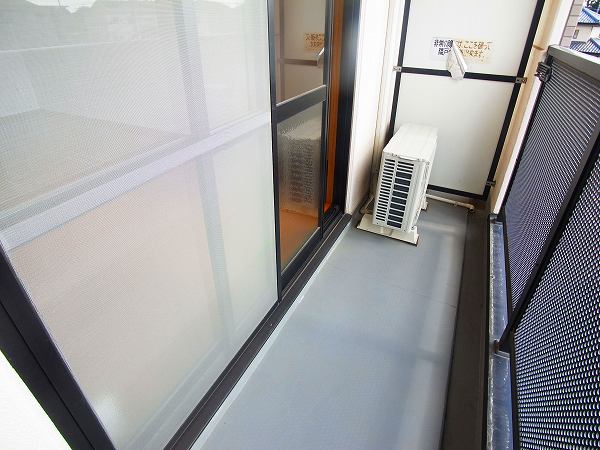 チャームテラス222W ベランダ