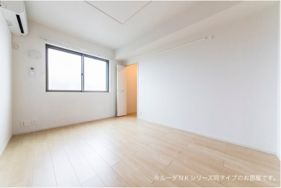 オリーブ リビング