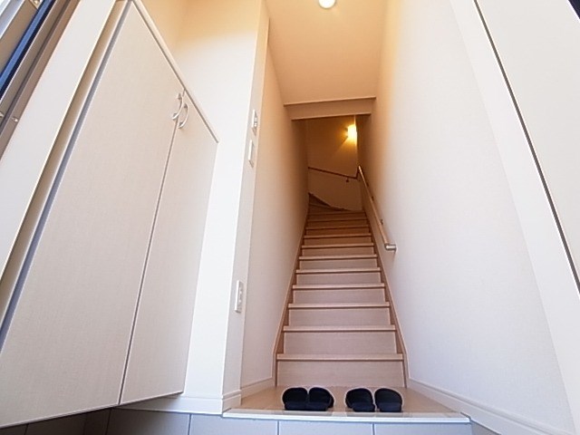 エールトベーレ 玄関