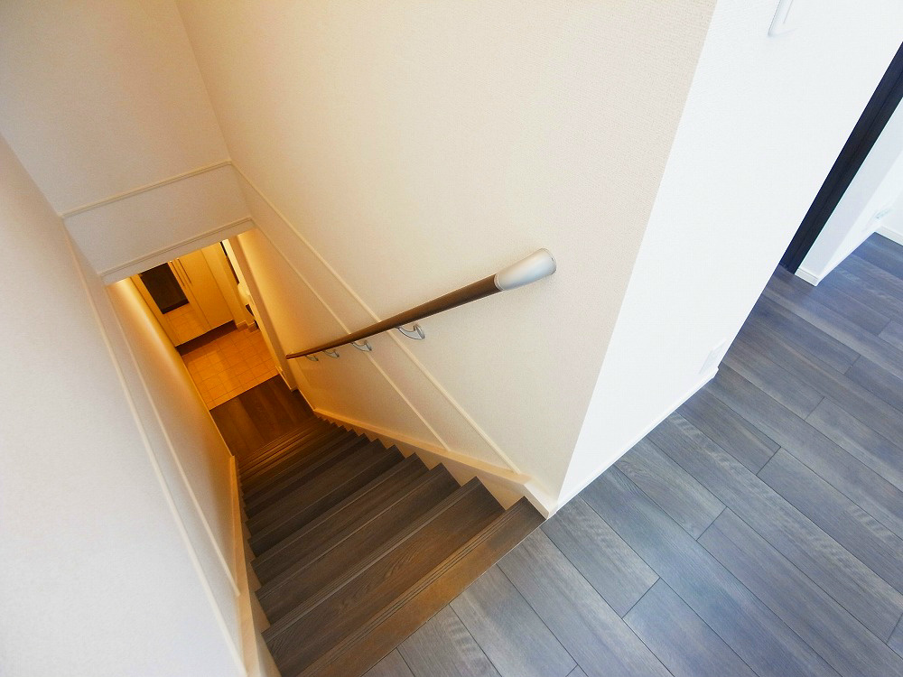 プランドール，ユキ 玄関