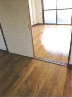 アライレジデンス リビング