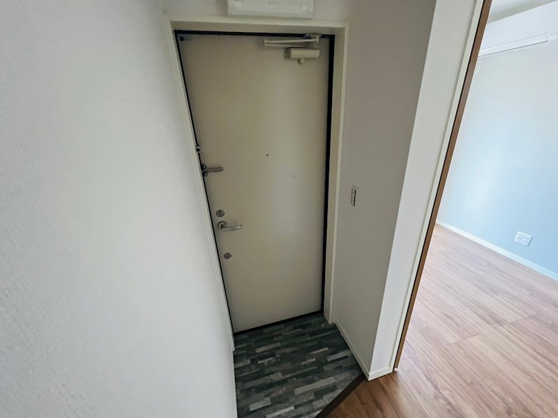 コンセプトビルド本木東町 玄関