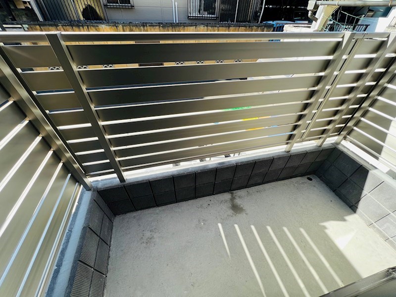 コンセプトビルド本木東町 ベランダ