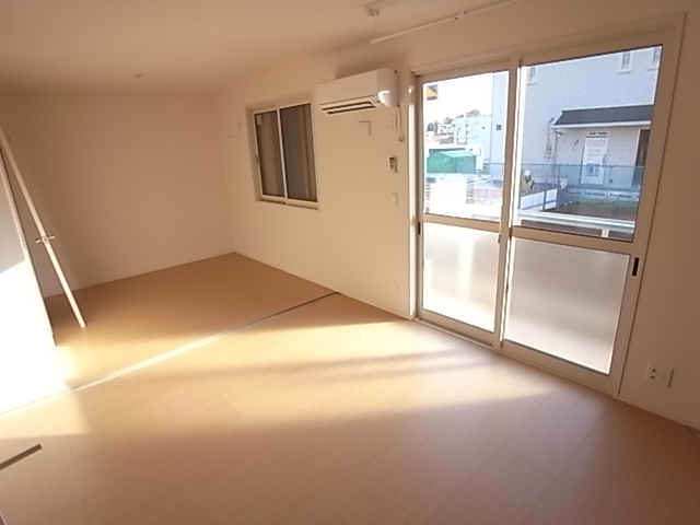 メルベーユおおたかの森2号棟 リビング