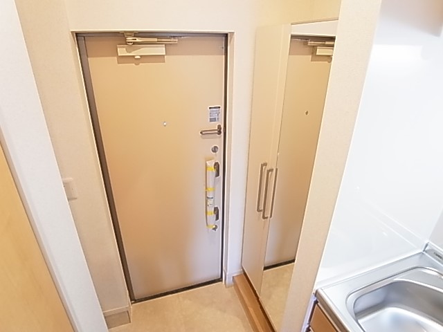 ブリーズ・セイバリー 玄関