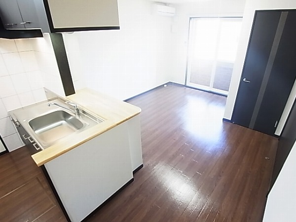 リリー・オブ・ザ・バレー その他11