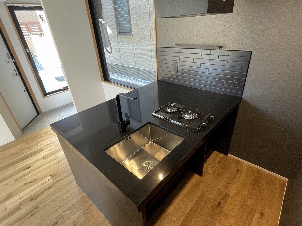 trias333~トリアスサンサンサン~ キッチン