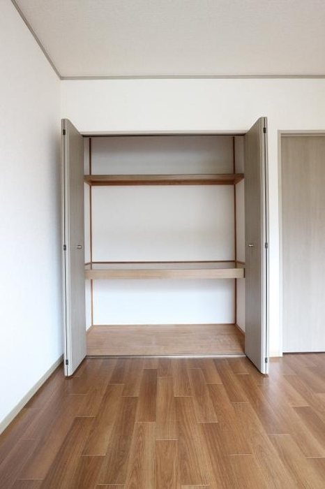 ロイヤルガーデン・サウスA その他3