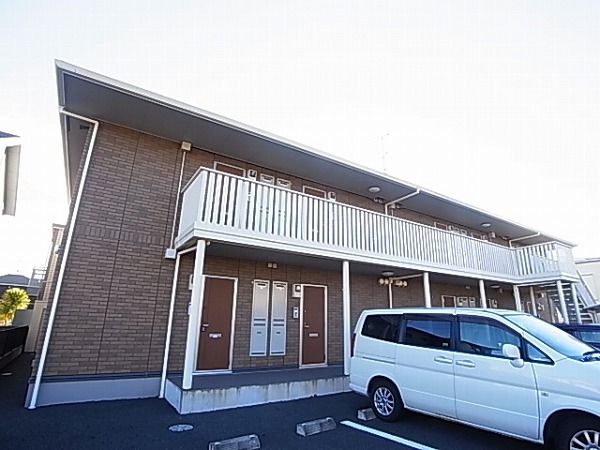 ロイヤルサントビー 102号室 外観