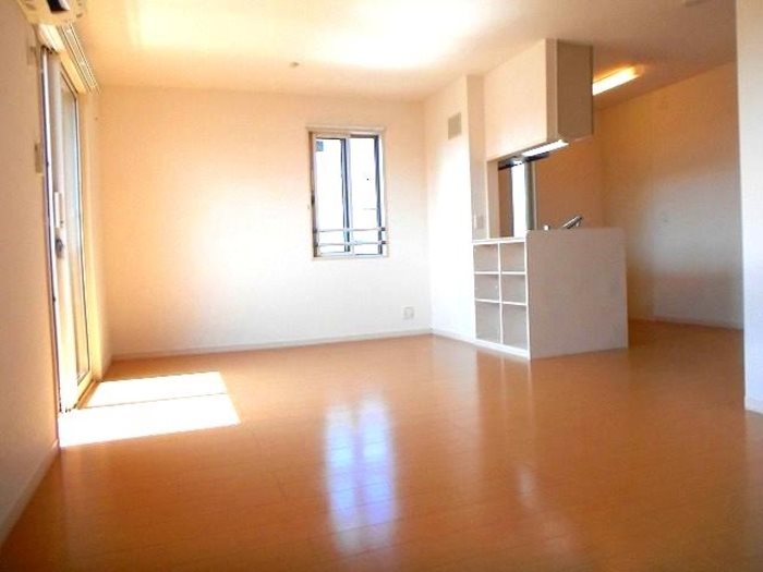 チェリス　フォンテーン　コスモ リビング