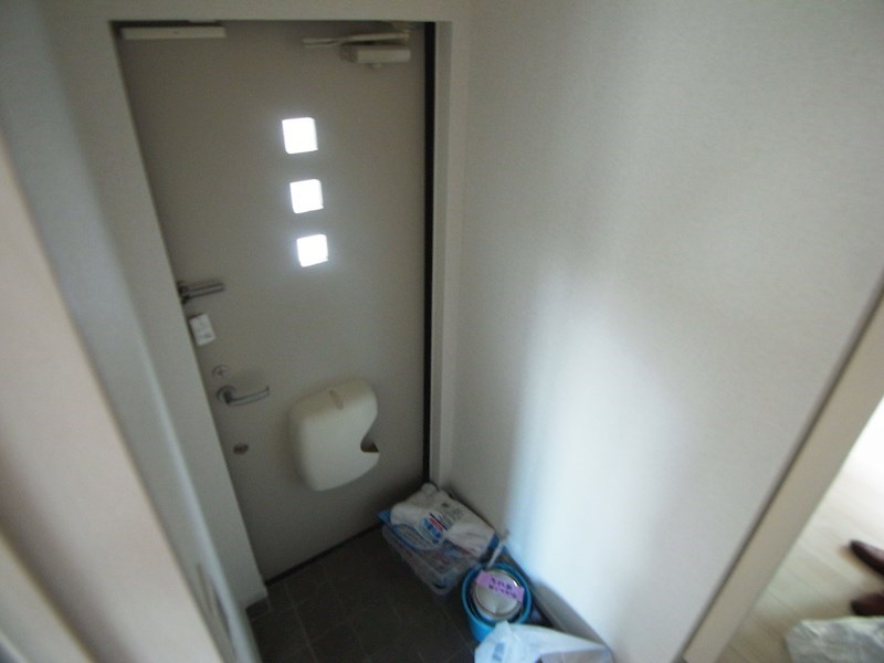 シャン　ド　フルール 玄関