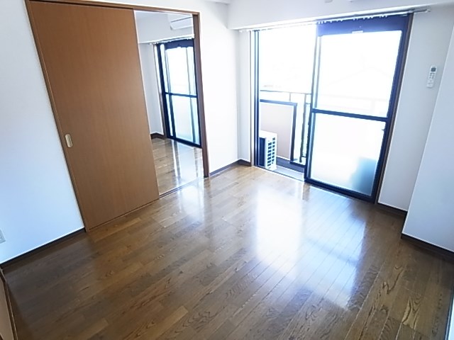 サンモール　ワタナベ リビング