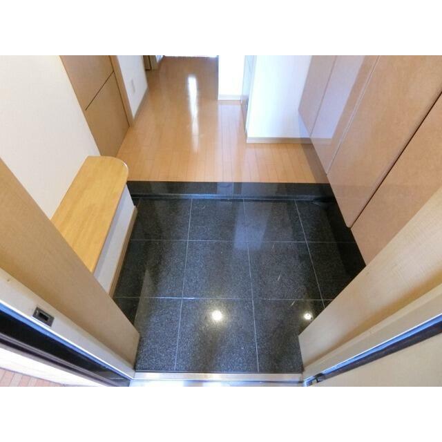 レーベンハイム東松戸カーサコンプレアンノ 玄関