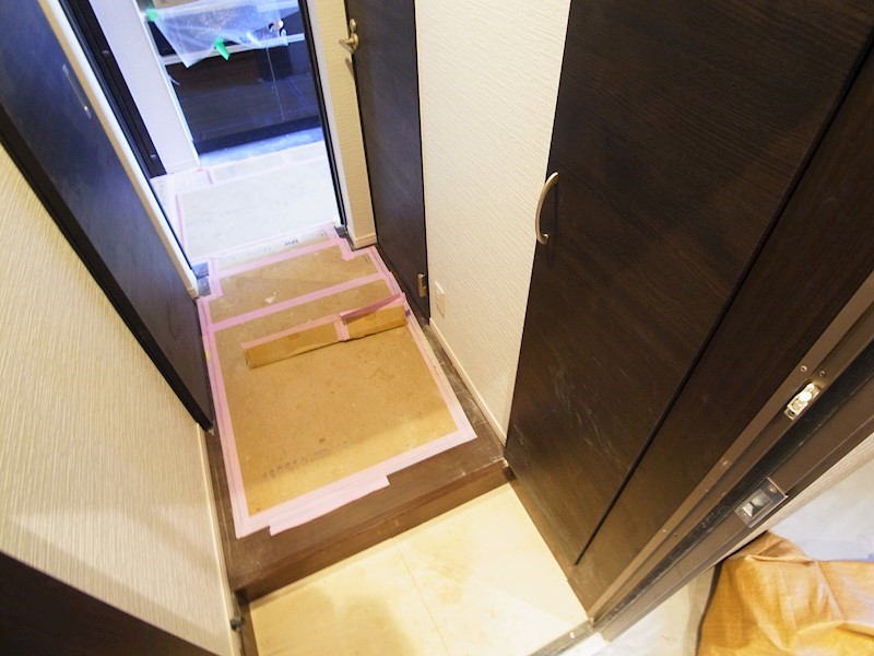 REGALEST　柏 玄関