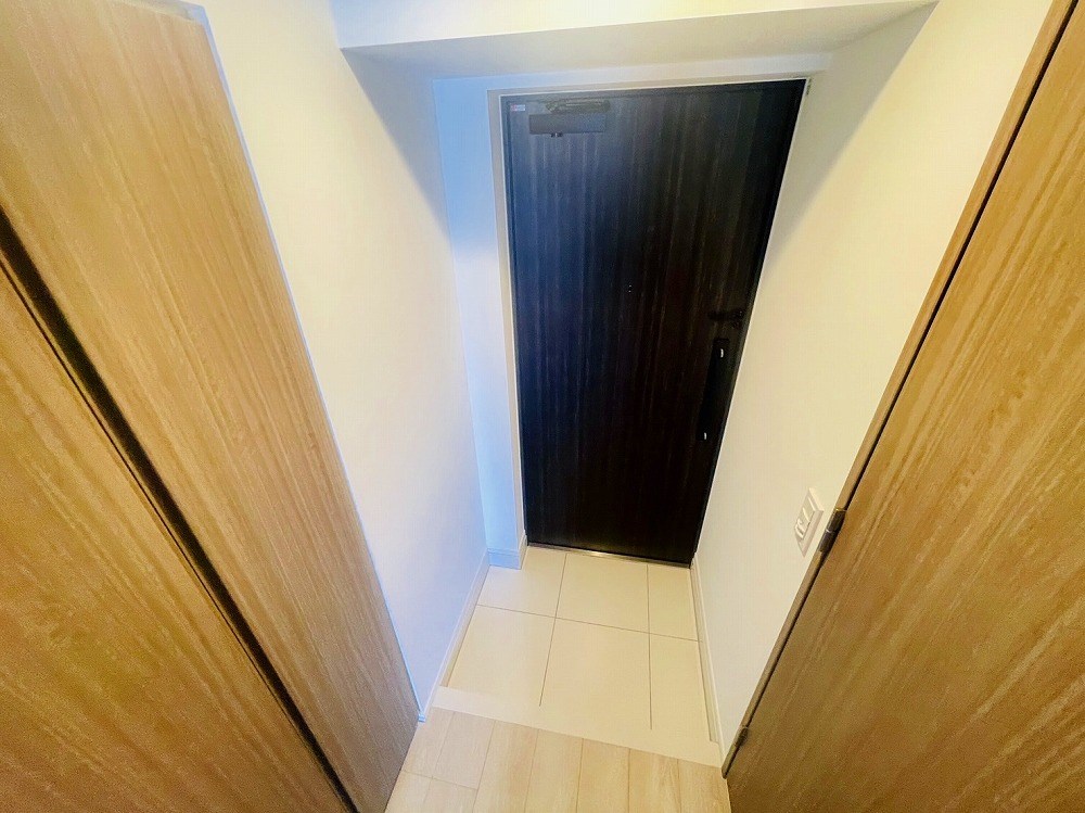 メイクス西新井大師 玄関