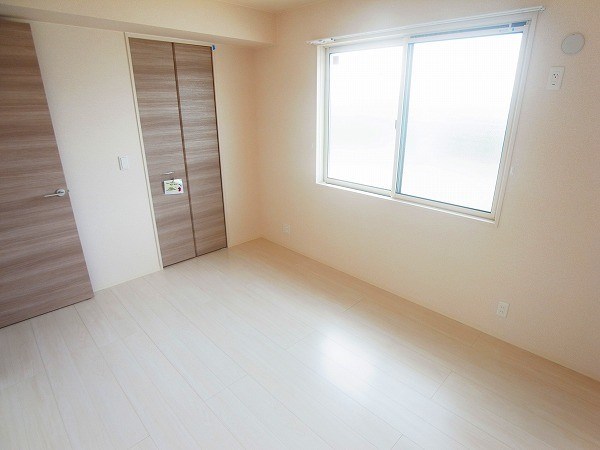 サイドガーデン南増尾　A棟 ベッドルーム