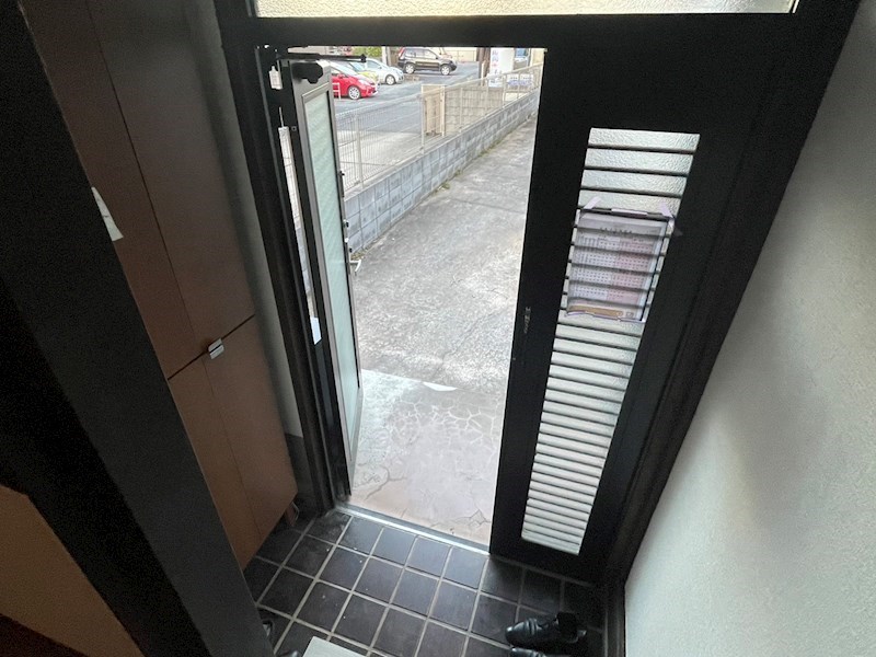 柏市篠籠田戸建て 玄関