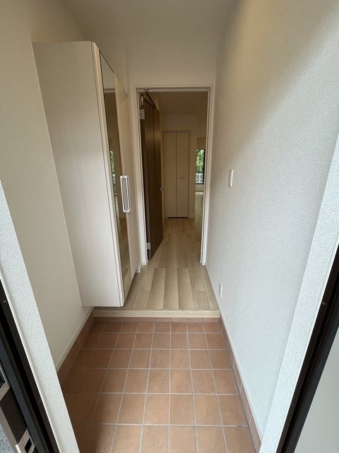 ロジュマン壱番館 玄関