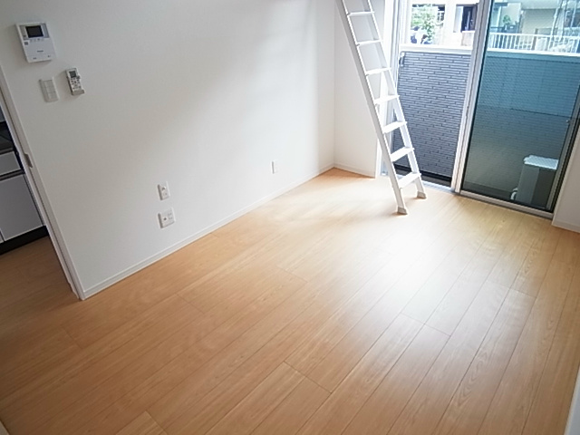 エファージュ リビング