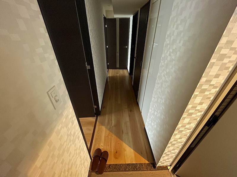 COCO-CHILL KAMEARI 玄関