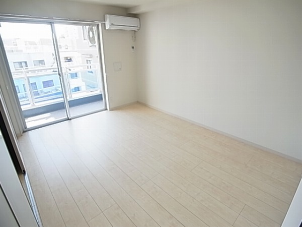 リブリ・柏中央 リビング