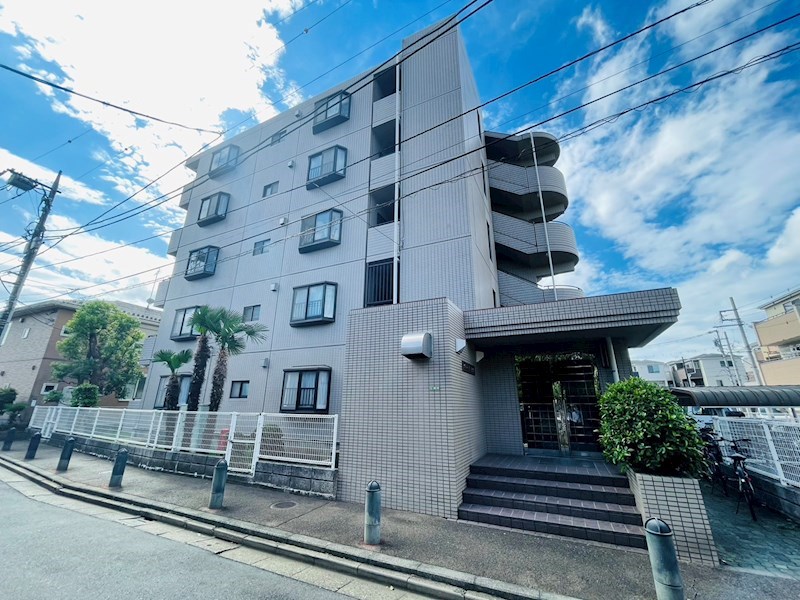 クレストM２  302号室 外観