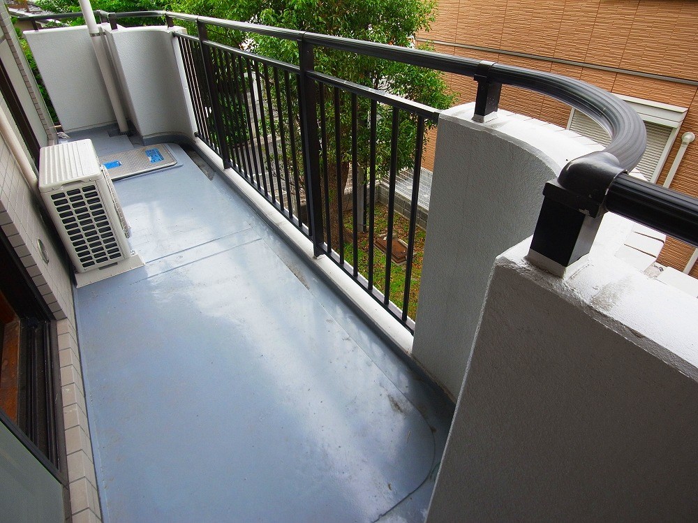 クレストM２  ベランダ