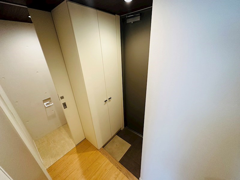 ラフィーネブラン 玄関