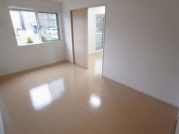 サニーレジデンス ベッドルーム