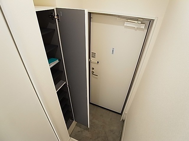 コンフォートシティ北柏 玄関