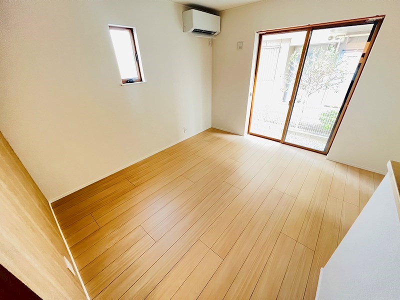 Ｒｉｌａ　Ｇａｒｄｅｎ その他9